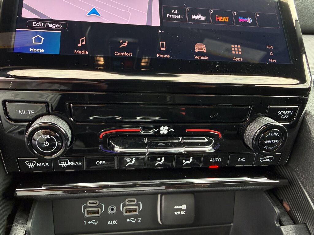 New 2027 Jeep Grand Cherokee Laredo AWD/4WD image 26