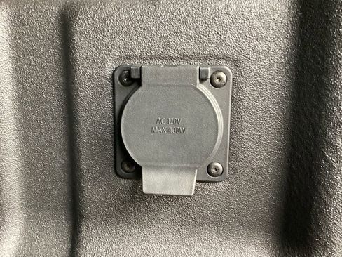 Used 2024 Chevrolet Colorado ZR2 w/ ZR2 Convenience Package III image 13