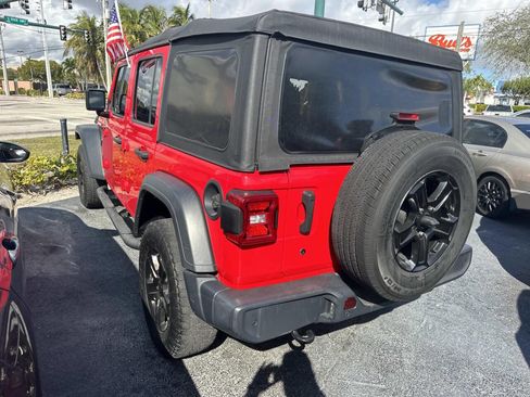 Used 2018 Jeep Wrangler Unlimited Sport S image 5