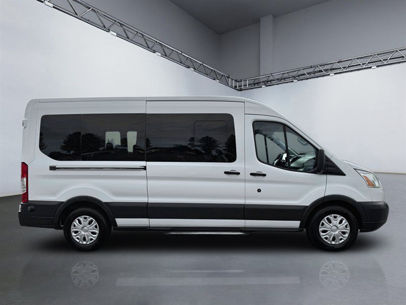 Used 2016 Ford Transit 350 XLT RWD image 3