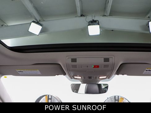 Used 2021 Volkswagen Jetta SEL image 21