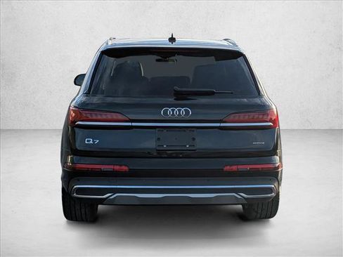 Used 2024 Audi Q7 3.0T Premium Plus image 7