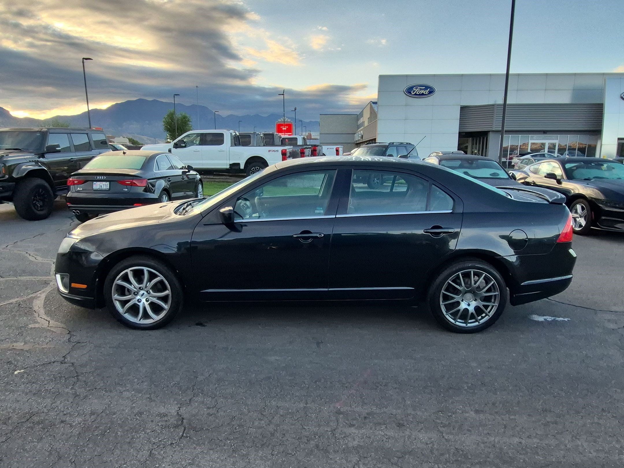 Used 2011 Ford Fusion SE w/ Appearance Pkg FWD image 9