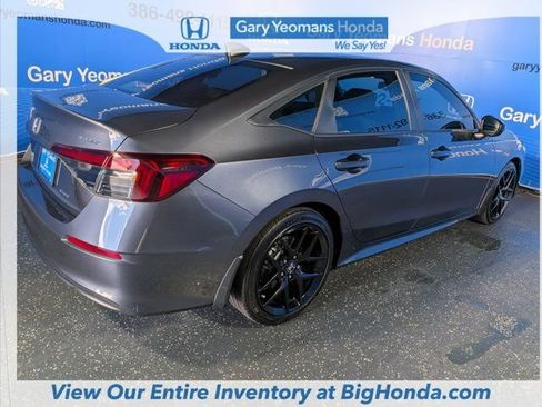 Used 2025 Honda Civic Sport image 7