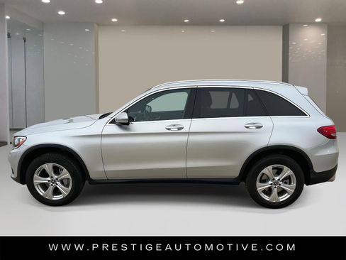Used 2018 Mercedes-Benz GLC 300 GLC 300 image 2