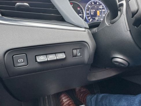 Used 2023 Buick Enclave Premium w/ Experience Buick Package image 18