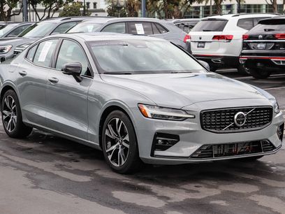 Used 2025 Volvo S60 B5 Plus