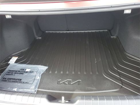 Certified 2025 Kia K4 EX image 10