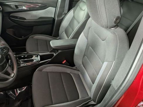 Used 2025 Chevrolet TrailBlazer LT FWD image 12