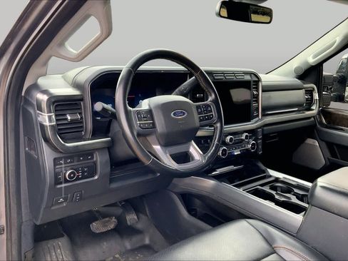 Used 2024 Ford F250 Lariat w/ Chrome Package AWD/4WD image 16