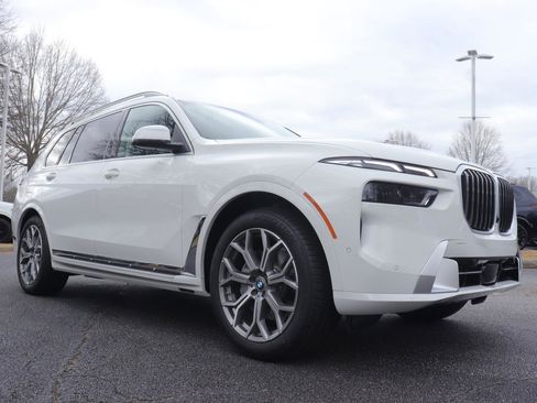 New 2026 BMW X7 xDrive40i image 9