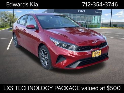 Used 2023 Kia Forte LXS w/ LXS Technology Package FWD image 1