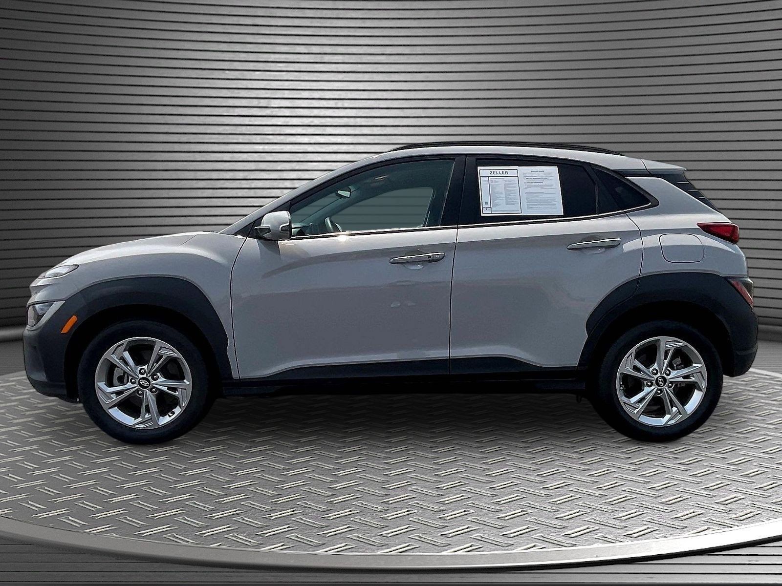 Used 2023 Hyundai Kona SEL w/ Cargo Package AWD/4WD image 4