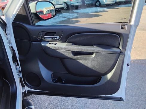 Used 2010 Chevrolet Avalanche LT w/ Luxury Package image 14