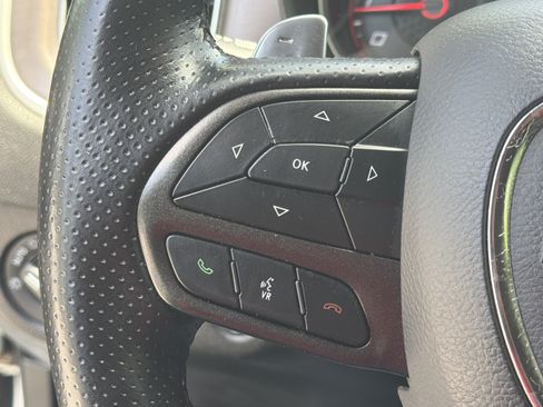Used 2022 Dodge Charger SXT AWD/4WD image 19