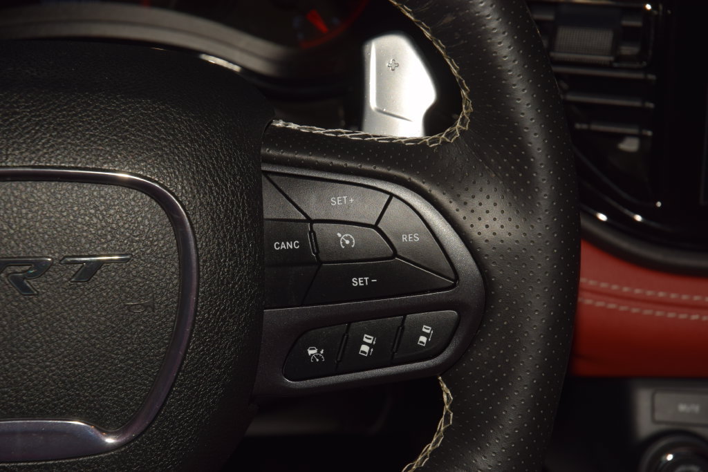 Used 2022 Dodge Durango SRT w/ Premium Interior Group AWD/4WD image 38