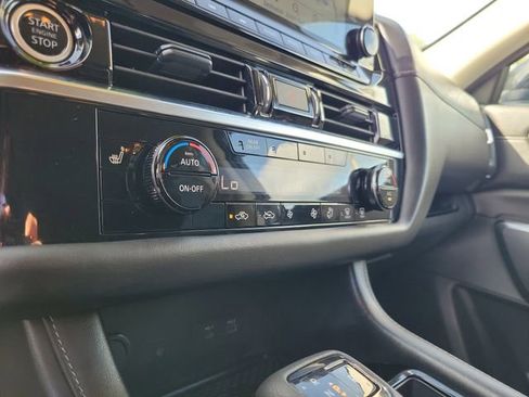 Used 2024 Nissan Pathfinder SL w/ Cargo Package FWD image 22