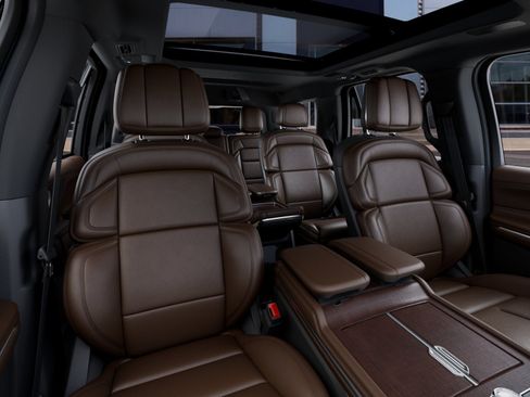 New 2027 Lincoln Navigator Reserve AWD/4WD image 10