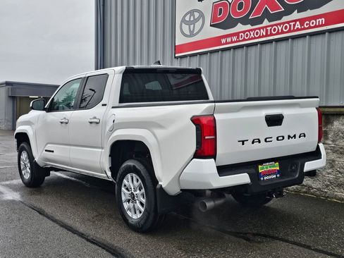 New 2026 Toyota Tacoma SR5 image 5