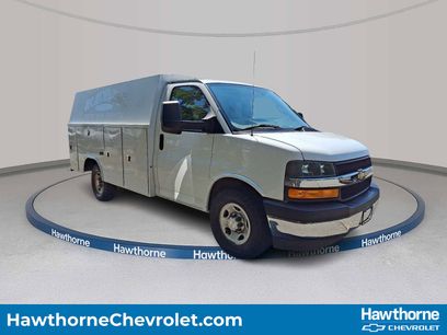 Used 2017 Chevrolet Express 3500 Van 139