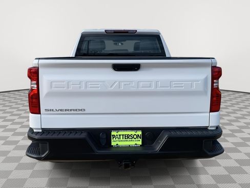 Used 2022 Chevrolet Silverado 1500 W/T w/ Trailering Package image 3