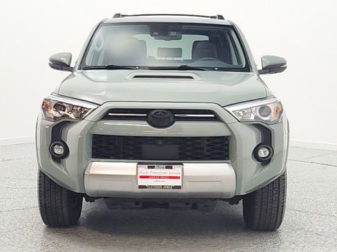 Used 2022 Toyota 4Runner TRD Off-Road Premium image 2