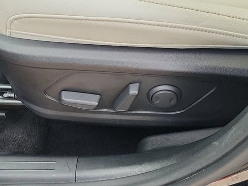 Used 2024 Hyundai Tucson SEL w/ Convenience Package FWD image 19