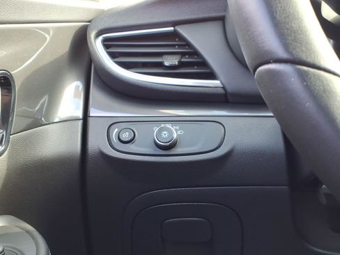 Used 2018 Buick Encore Preferred FWD image 24