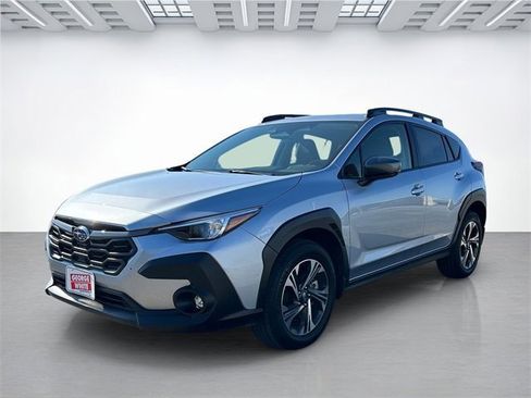 Used 2024 Subaru Crosstrek 2.0i Premium w/ Popular Package #4 image 8