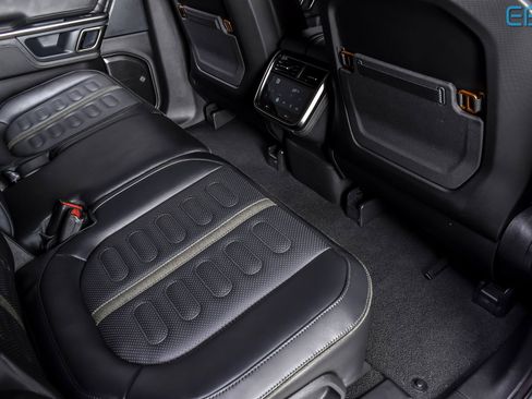 Used 2024 Rivian R1S Adventure image 20