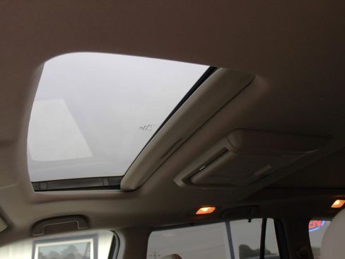 Used 2016 Honda Pilot Elite image 13