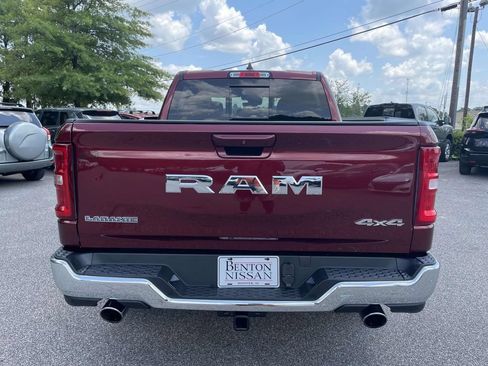 Used 2025 RAM 1500 Laramie AWD/4WD image 4