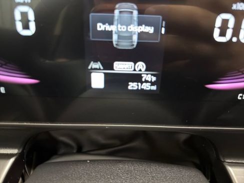 Certified 2025 Kia Sportage EX AWD/4WD image 18