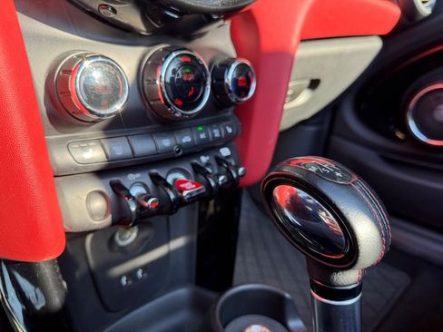 Used 2019 MINI Cooper S image 45