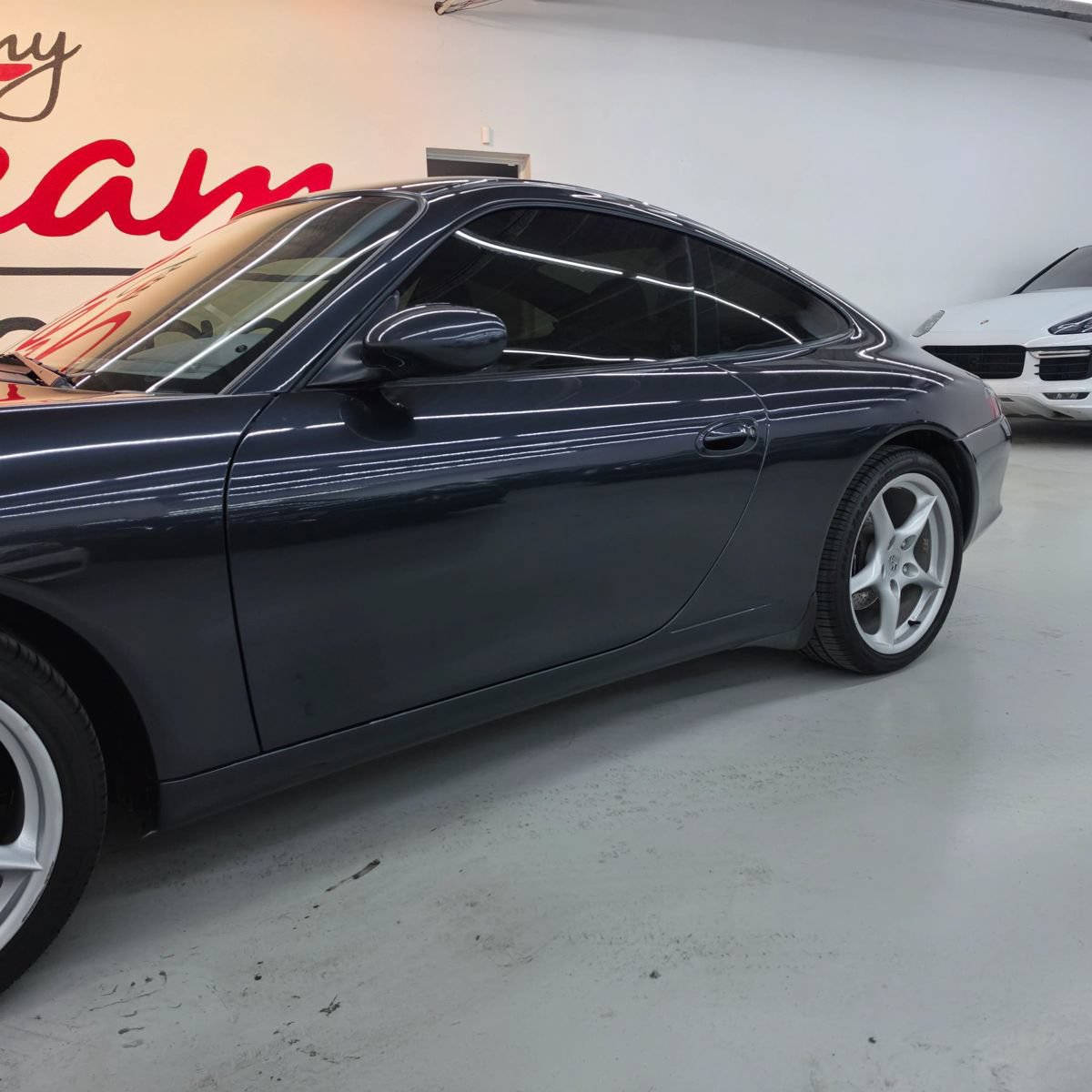 Used 2004 Porsche 911 GT3 RS image 3