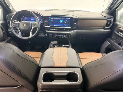 Used 2023 Chevrolet Silverado 1500 High Country image 16