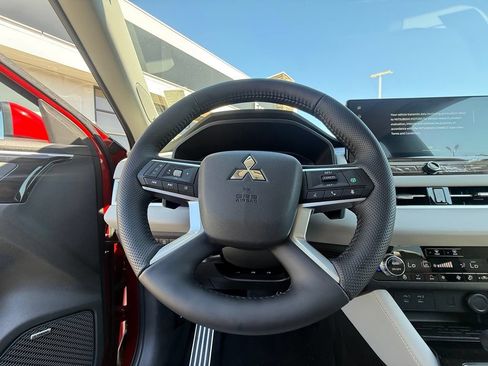 New 2026 Mitsubishi Outlander SEL FWD image 22