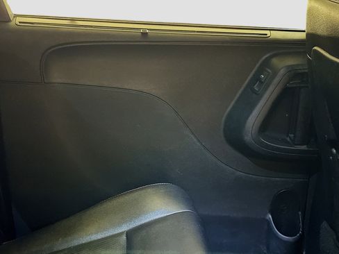 Used 2019 Dodge Grand Caravan GT image 27