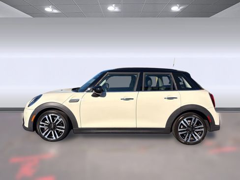 Used 2023 MINI Cooper S image 2