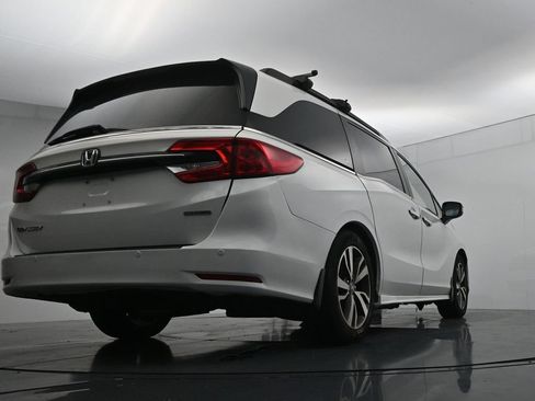 Used 2023 Honda Odyssey Touring image 22