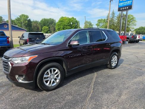Used 2018 Chevrolet Traverse LT FWD image 3