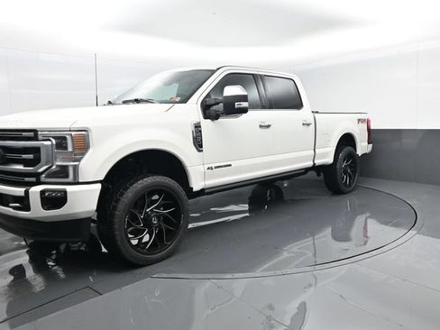 Used 2022 Ford F250 Platinum w/ FX4 Off-Road Package AWD/4WD image 1
