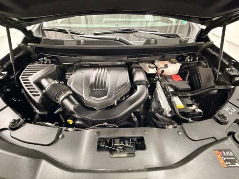 Certified 2024 Chevrolet Traverse RS image 33