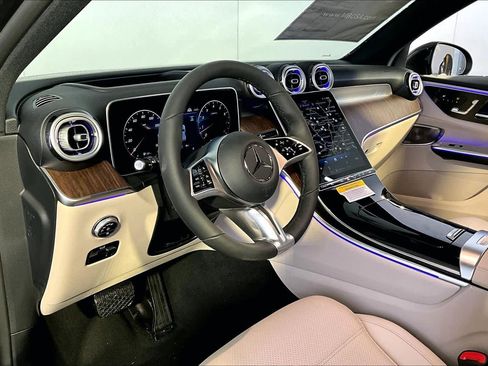 New 2026 Mercedes-Benz GLC 300 4MATIC image 9