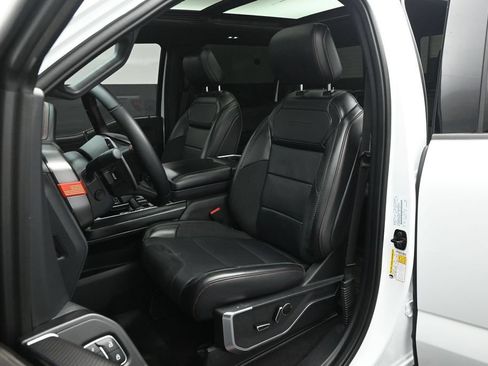 Used 2024 Ford F150 Raptor AWD/4WD image 9