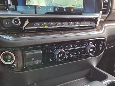 Used 2025 Chevrolet Silverado 1500 RST image 19