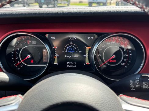 Used 2019 Jeep Wrangler Unlimited Rubicon image 19