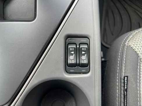 Used 2024 Subaru Crosstrek 2.0i Premium image 24