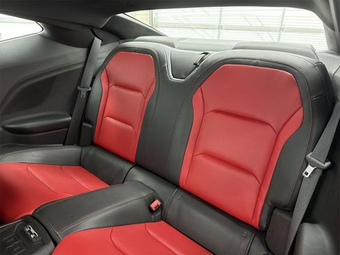 Used 2018 Chevrolet Camaro LT image 25