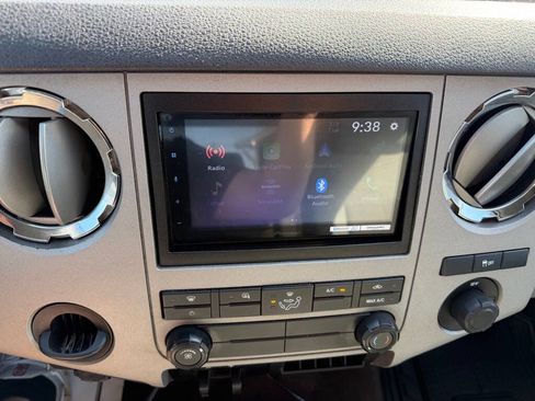 Used 2015 Ford F250 XLT AWD/4WD image 25
